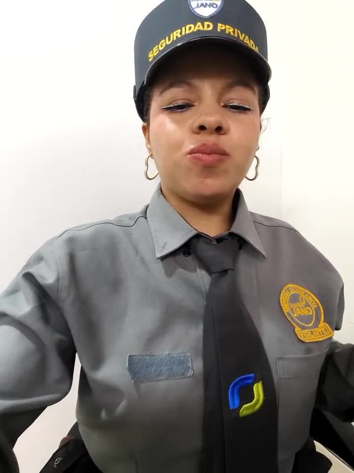 Ariana-07 - Stripchat webcam show • Wednesday, September 3, 2025 #Skinny #Fingering #Mobile